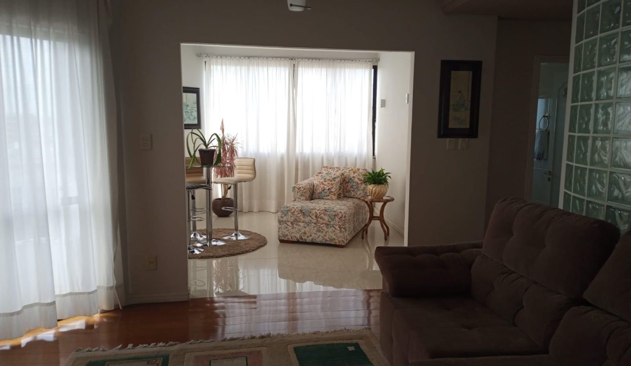 6379323b-1322-40db-8a63-e5efda2e8a6b