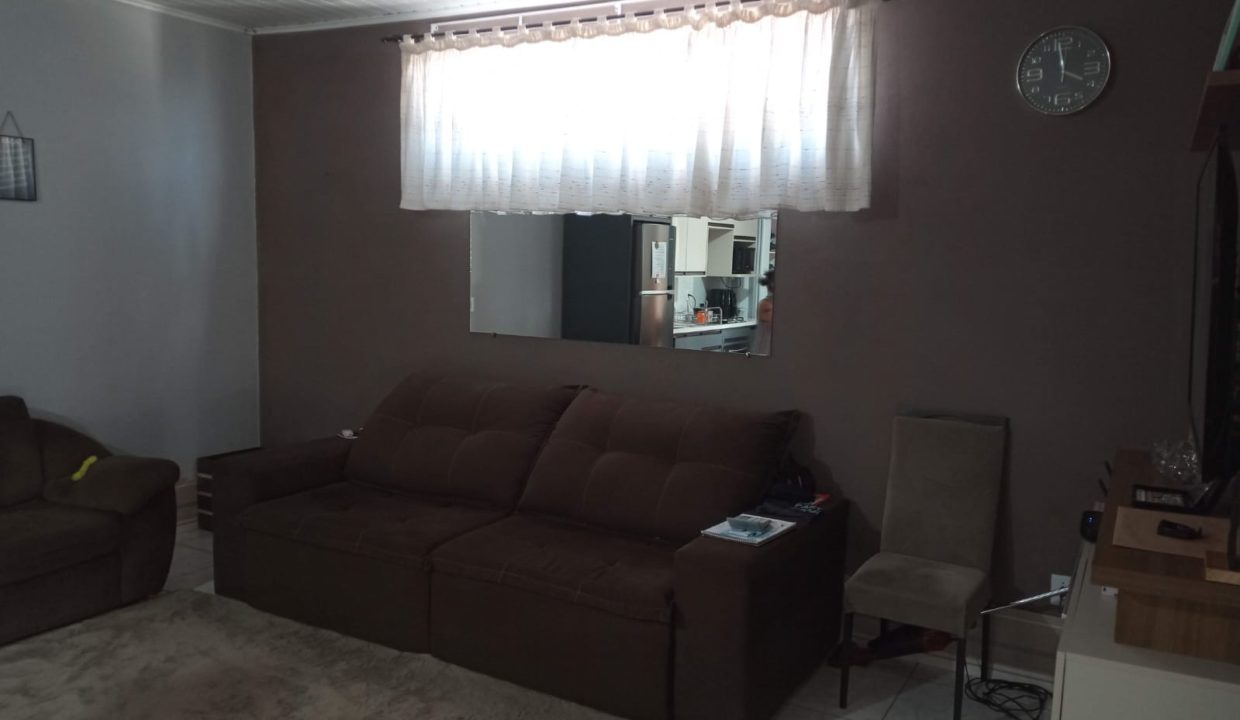 8c77cdd3-c935-4a1d-8fe9-1d2a49e8d216